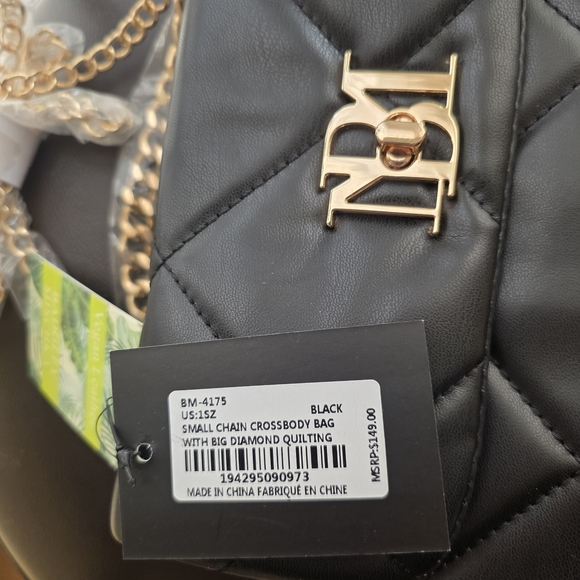 NWT Badgley Mischka Black Crossbody Bag with Gold Accents - Picture 5 of 6